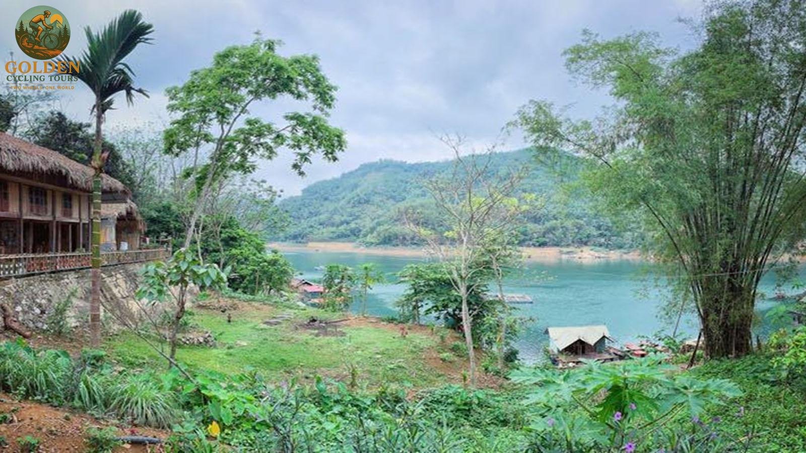 12-Day North Vietnam Cycling Adventure: Off the Beaten Path from Hanoi to Ninh Binh